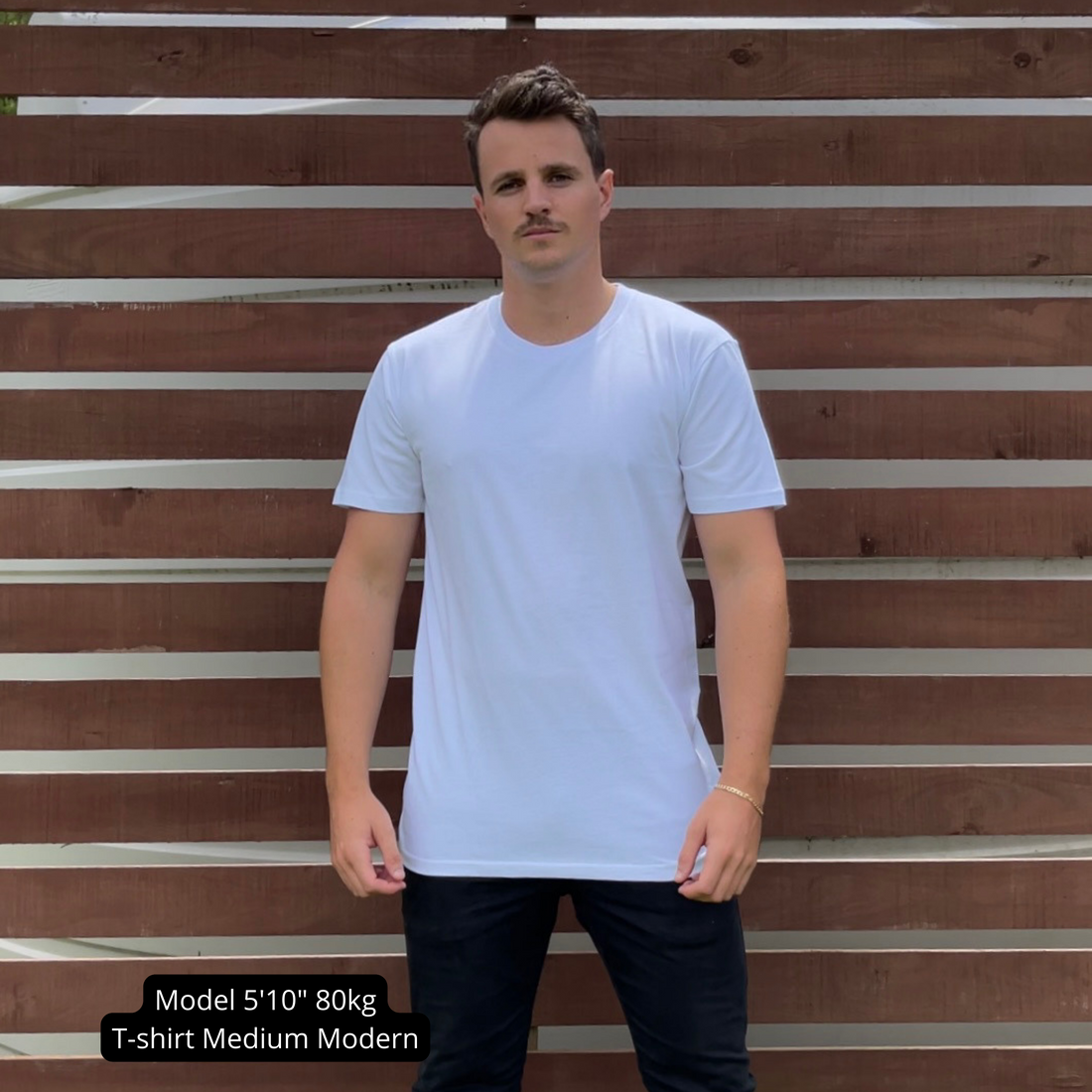 What to Wear with a White T-shirt